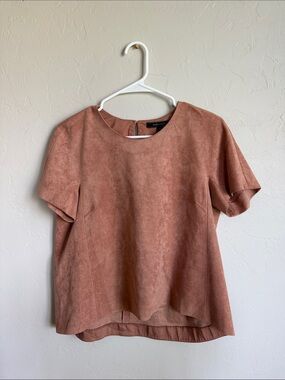 BCBGMaxAzria Short Sleeve Suede-Look Top in mauve